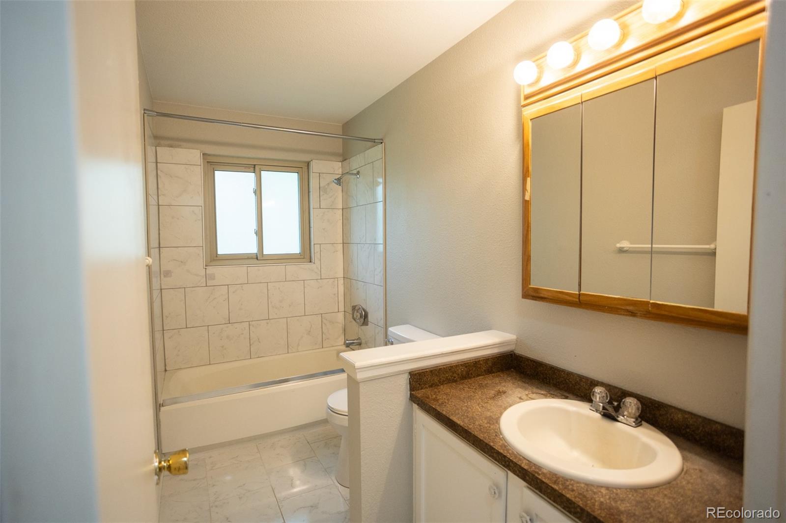 MLS Image #14 for 4540  debonair circle,colorado springs, Colorado