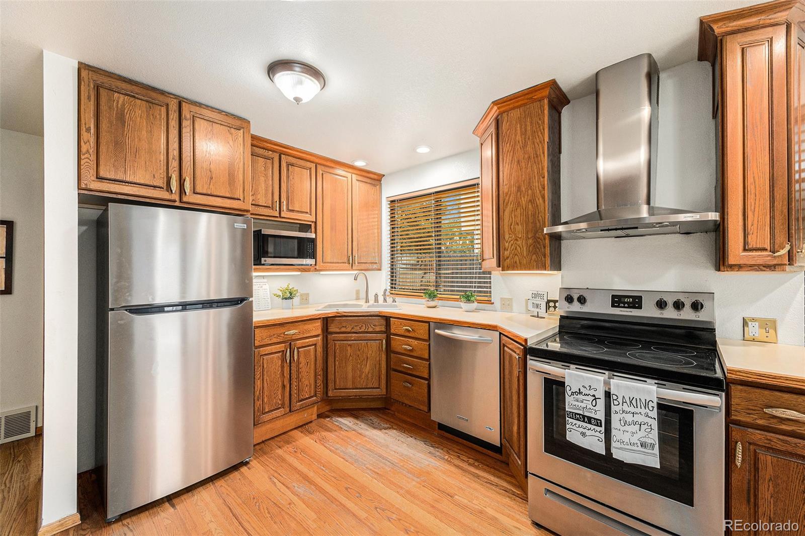MLS Image #11 for 8445  williamsburg drive,colorado springs, Colorado