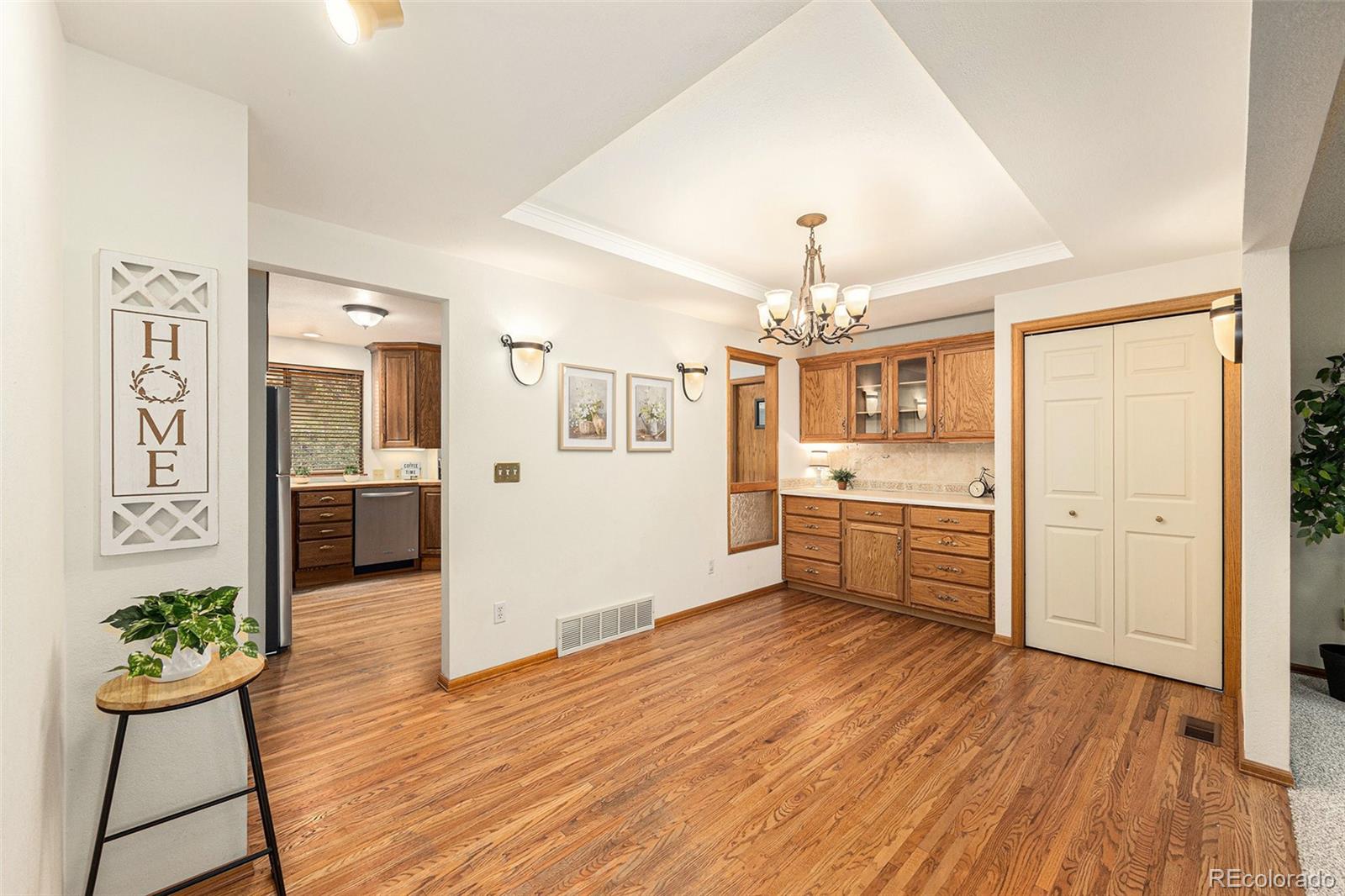 MLS Image #8 for 8445  williamsburg drive,colorado springs, Colorado