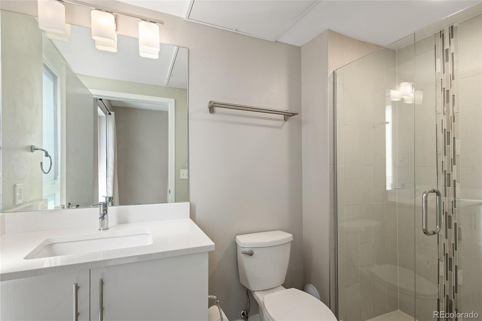 MLS Image #28 for 2374 s university boulevard,denver, Colorado