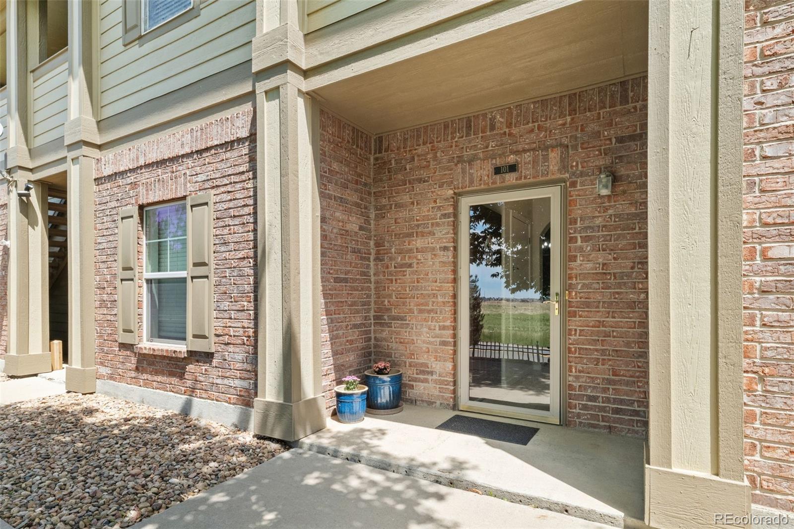 MLS Image #1 for 23346 e 5th place 101,aurora, Colorado
