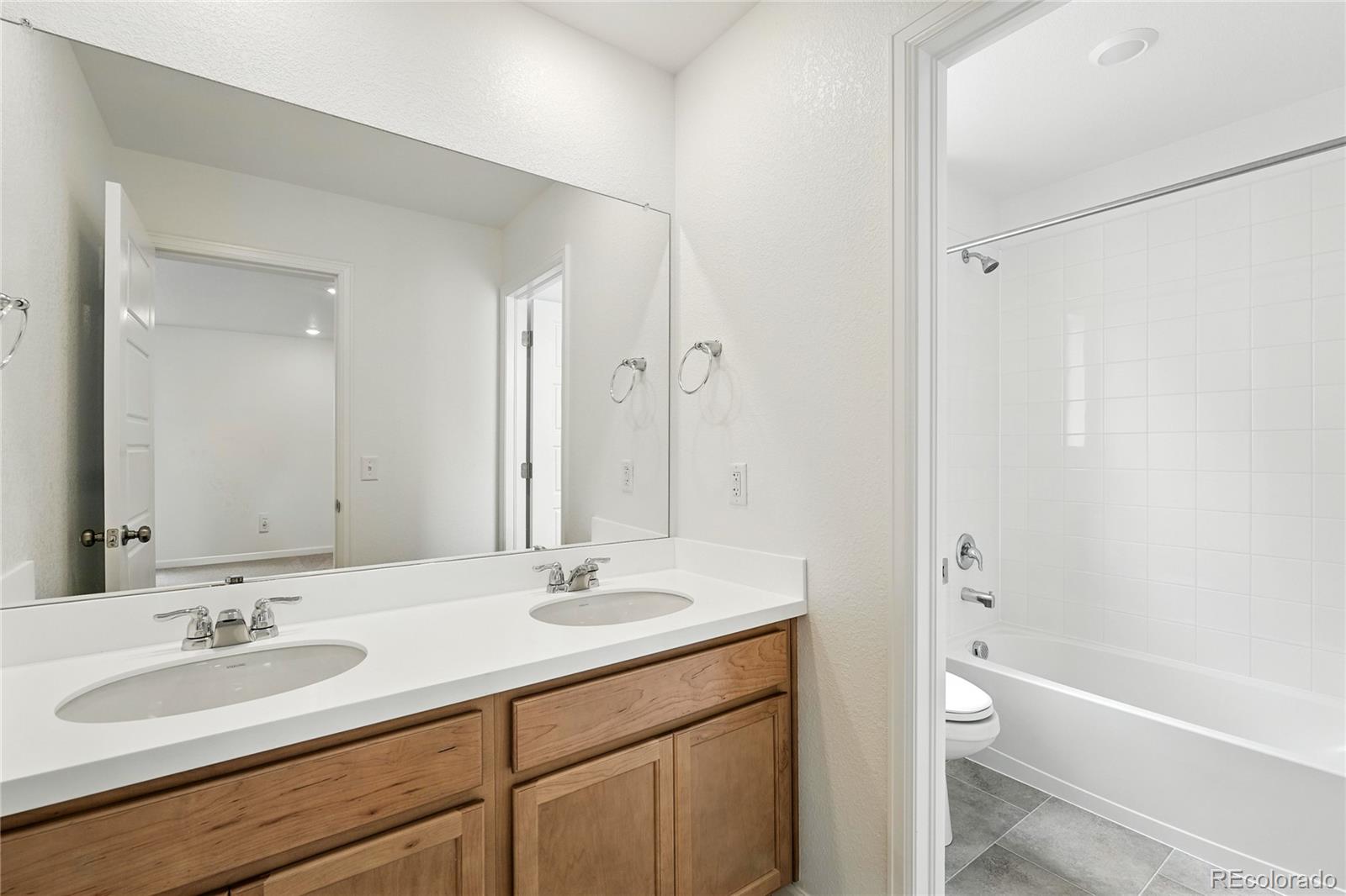 MLS Image #16 for 2086  wagon wheel aly ,brighton, Colorado