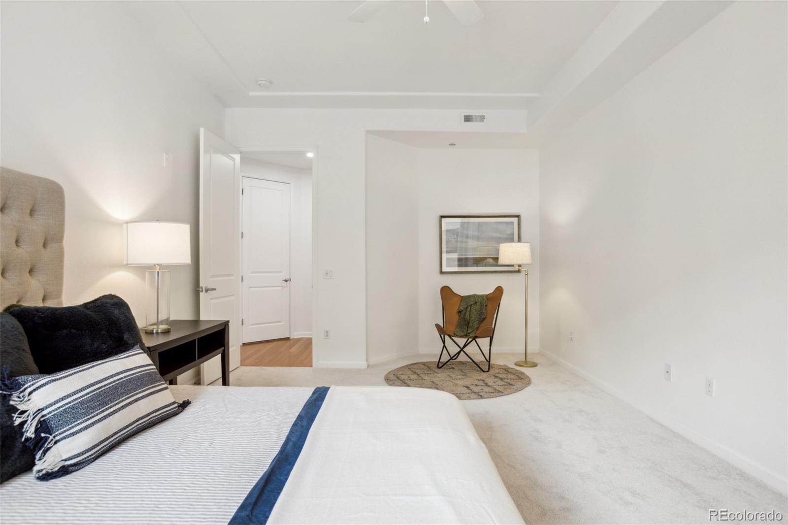 MLS Image #16 for 2100 n humboldt street 302,denver, Colorado