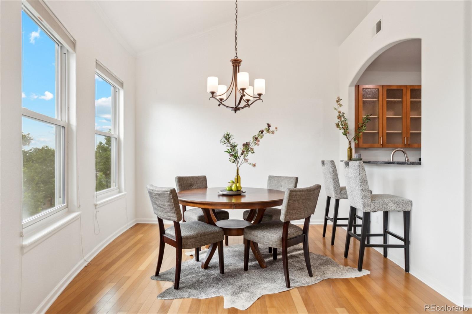 MLS Image #7 for 2100 n humboldt street 302,denver, Colorado