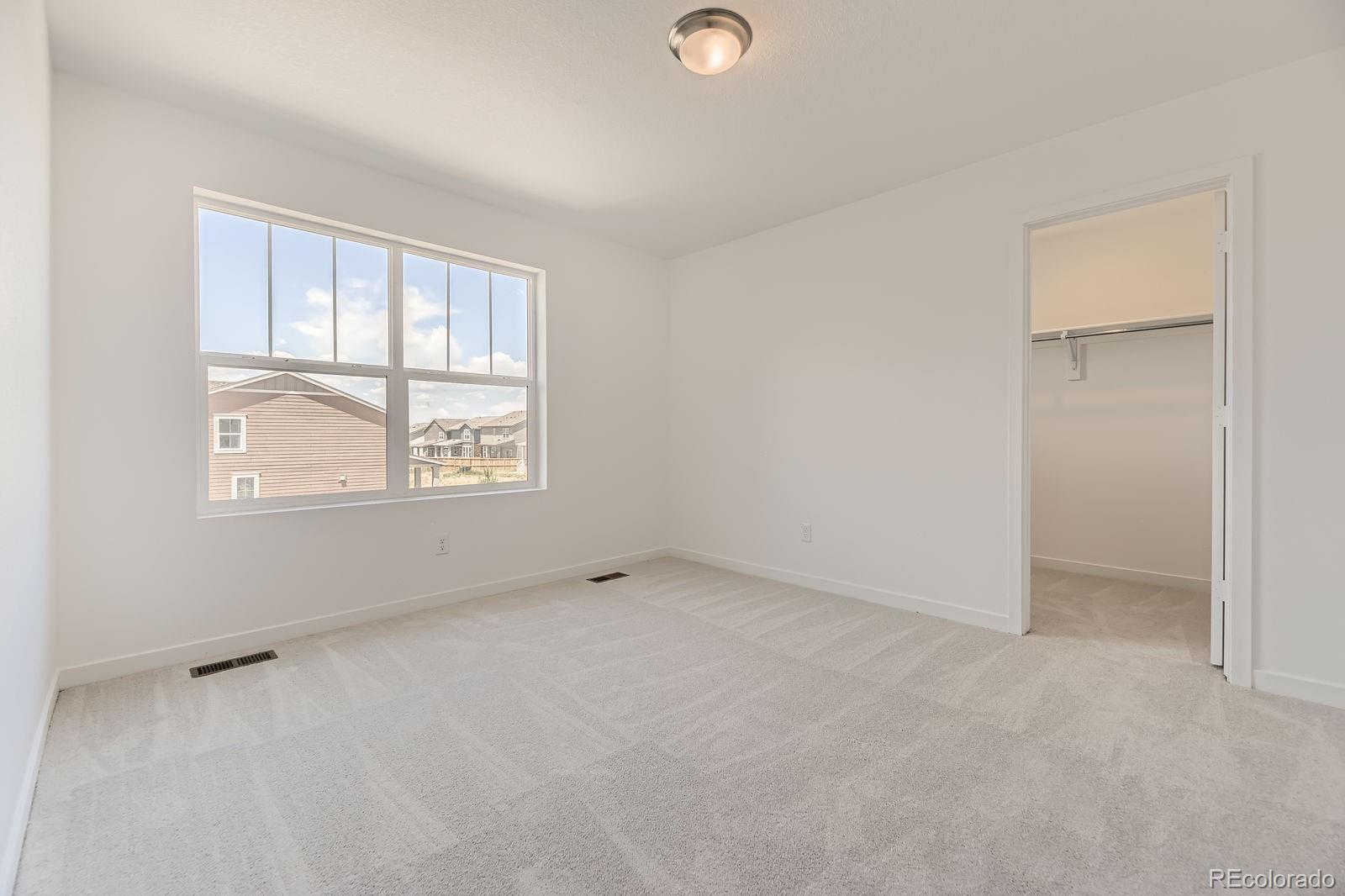 MLS Image #9 for 656 n clubview street,watkins, Colorado