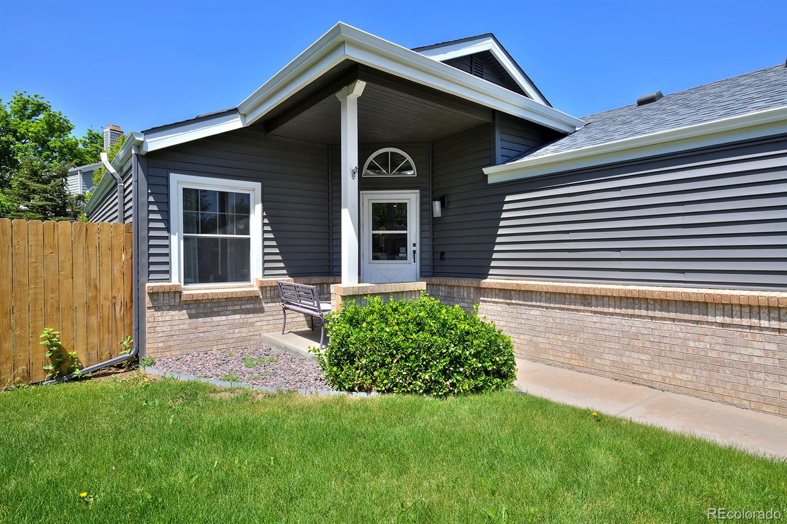 MLS Image #2 for 690 w jamison circle,littleton, Colorado