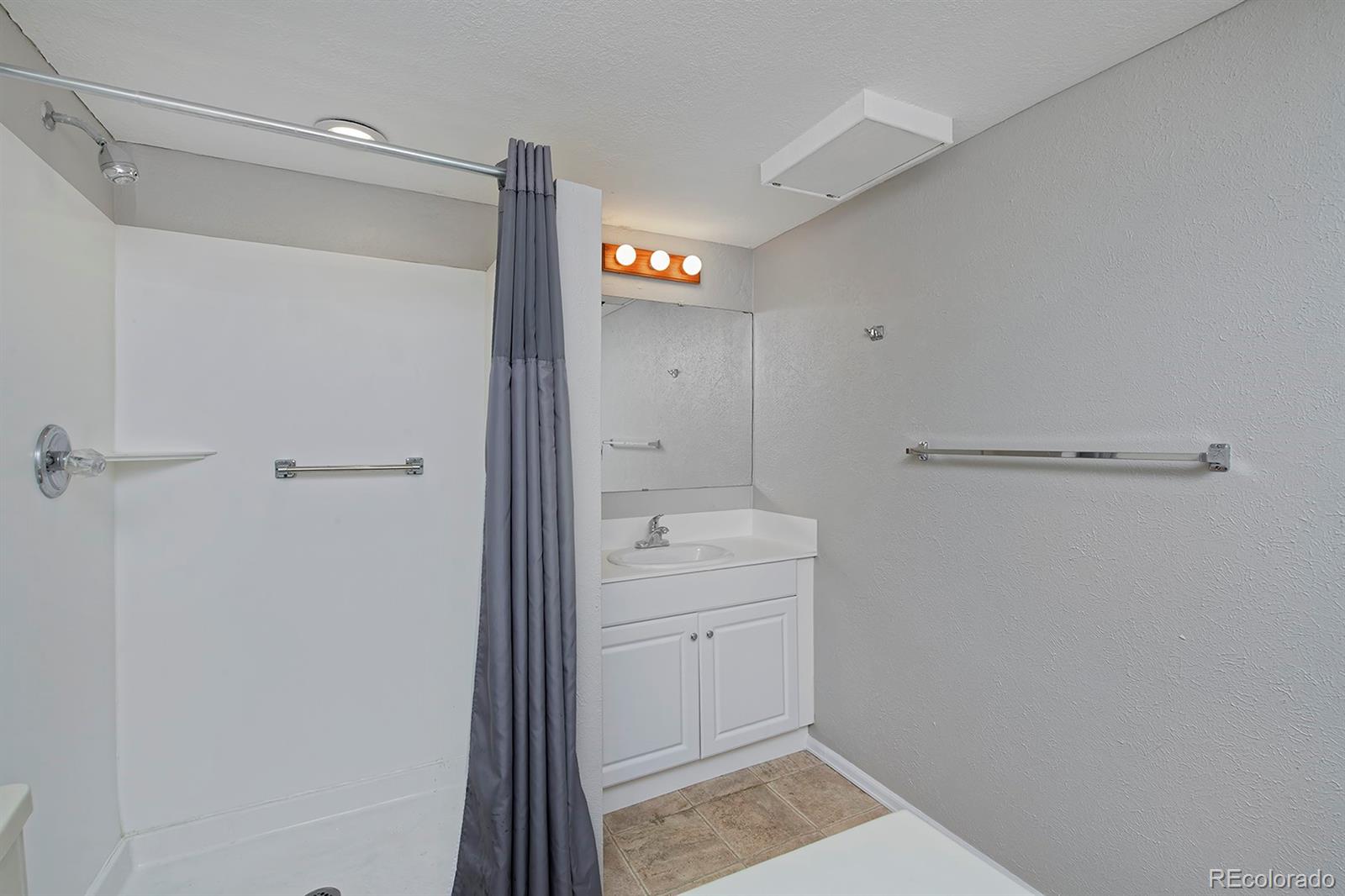 MLS Image #23 for 690 w jamison circle,littleton, Colorado
