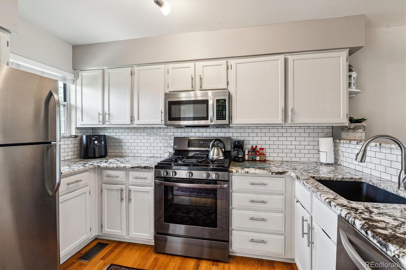 MLS Image #5 for 1818 s quebec way 4,denver, Colorado