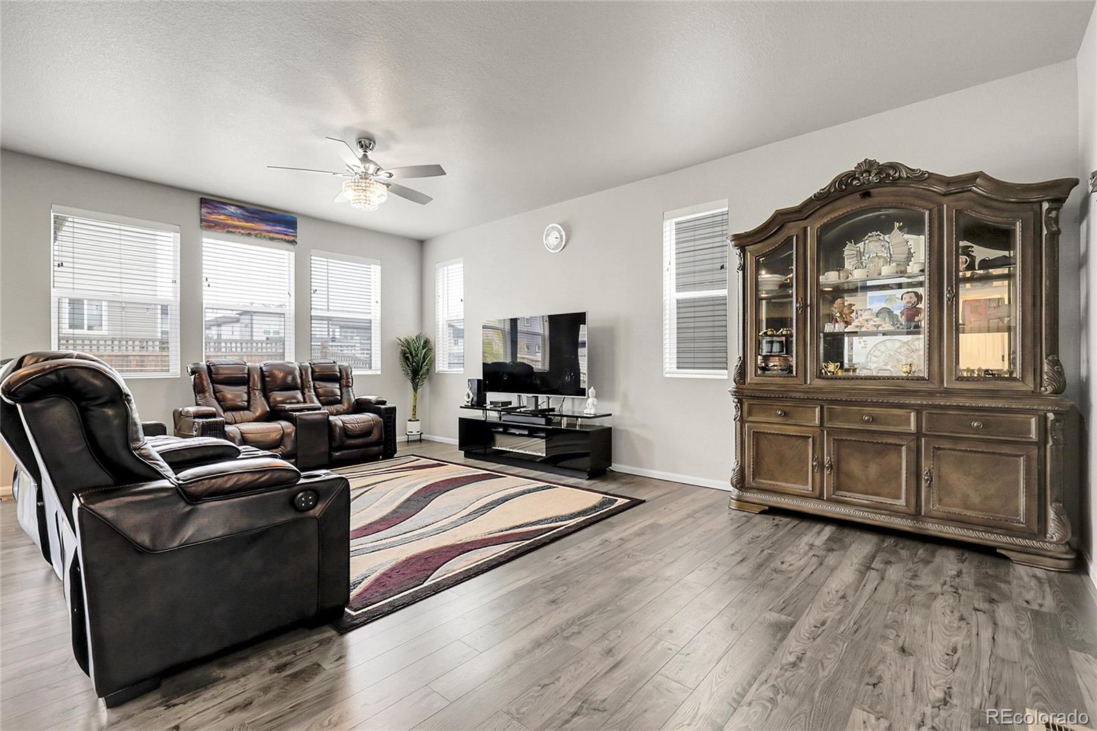 MLS Image #10 for 6484 n ceylon court,denver, Colorado