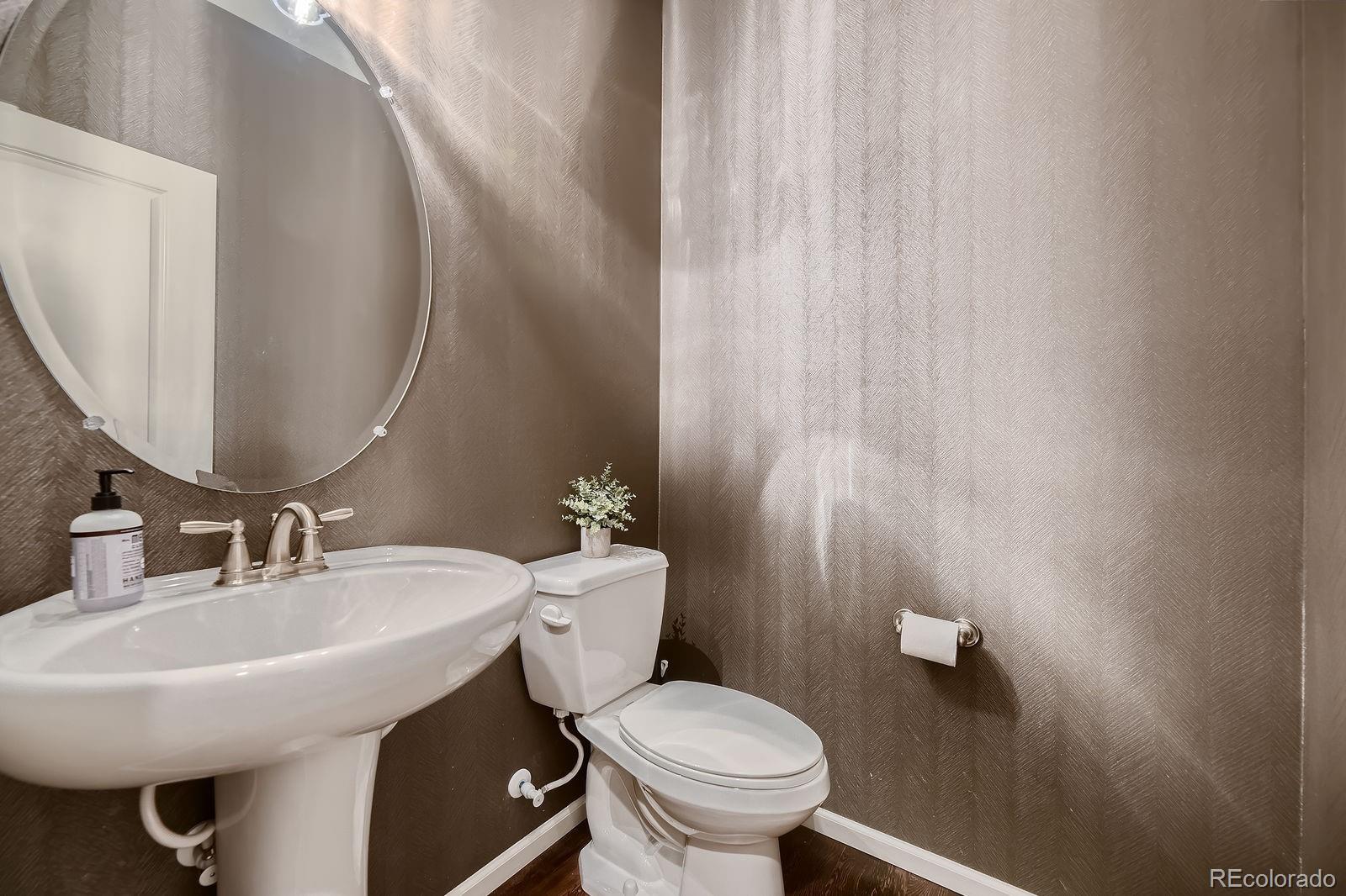 MLS Image #11 for 6652 w asbury place,lakewood, Colorado