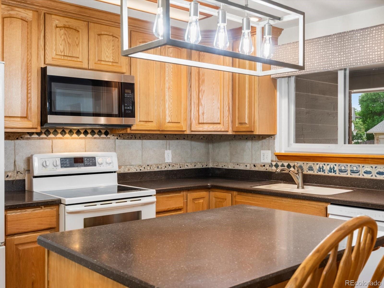 MLS Image #5 for 945  emerald street,broomfield, Colorado