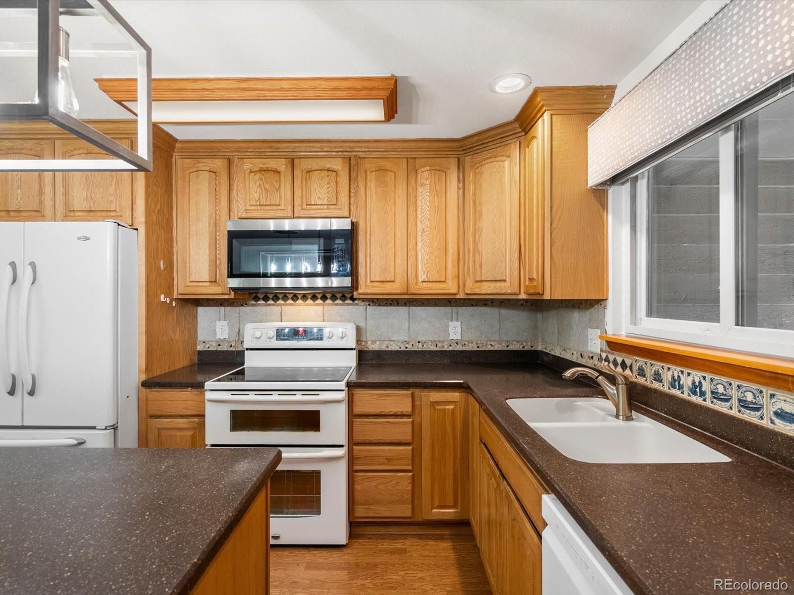MLS Image #8 for 945  emerald street,broomfield, Colorado