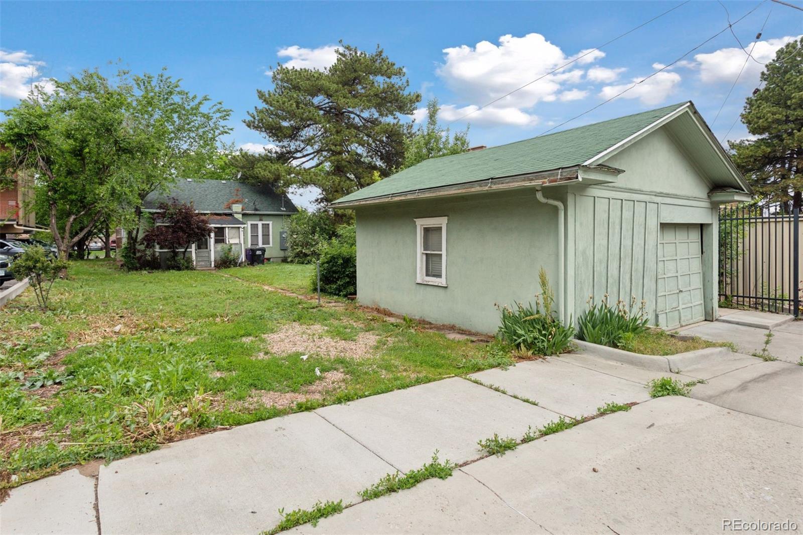 MLS Image #26 for 1900 s university boulevard,denver, Colorado