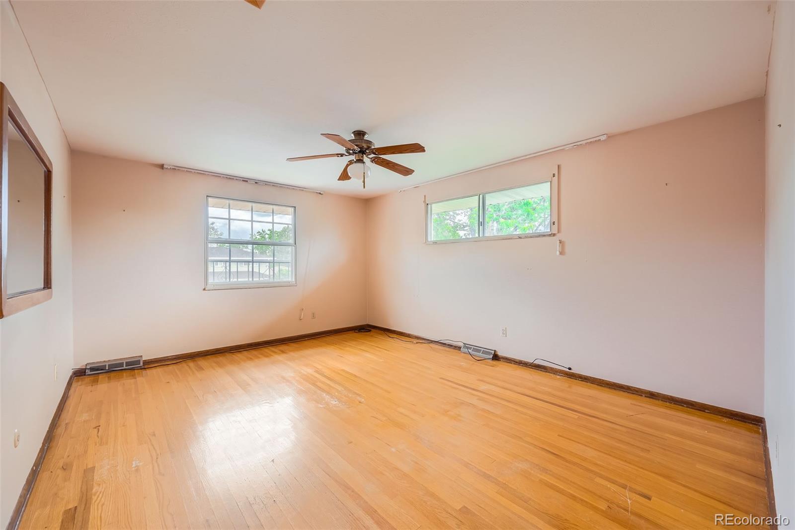 MLS Image #12 for 7700 e oxford avenue,denver, Colorado