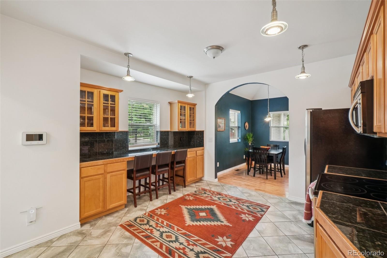 MLS Image #13 for 2203 s lincoln street,denver, Colorado