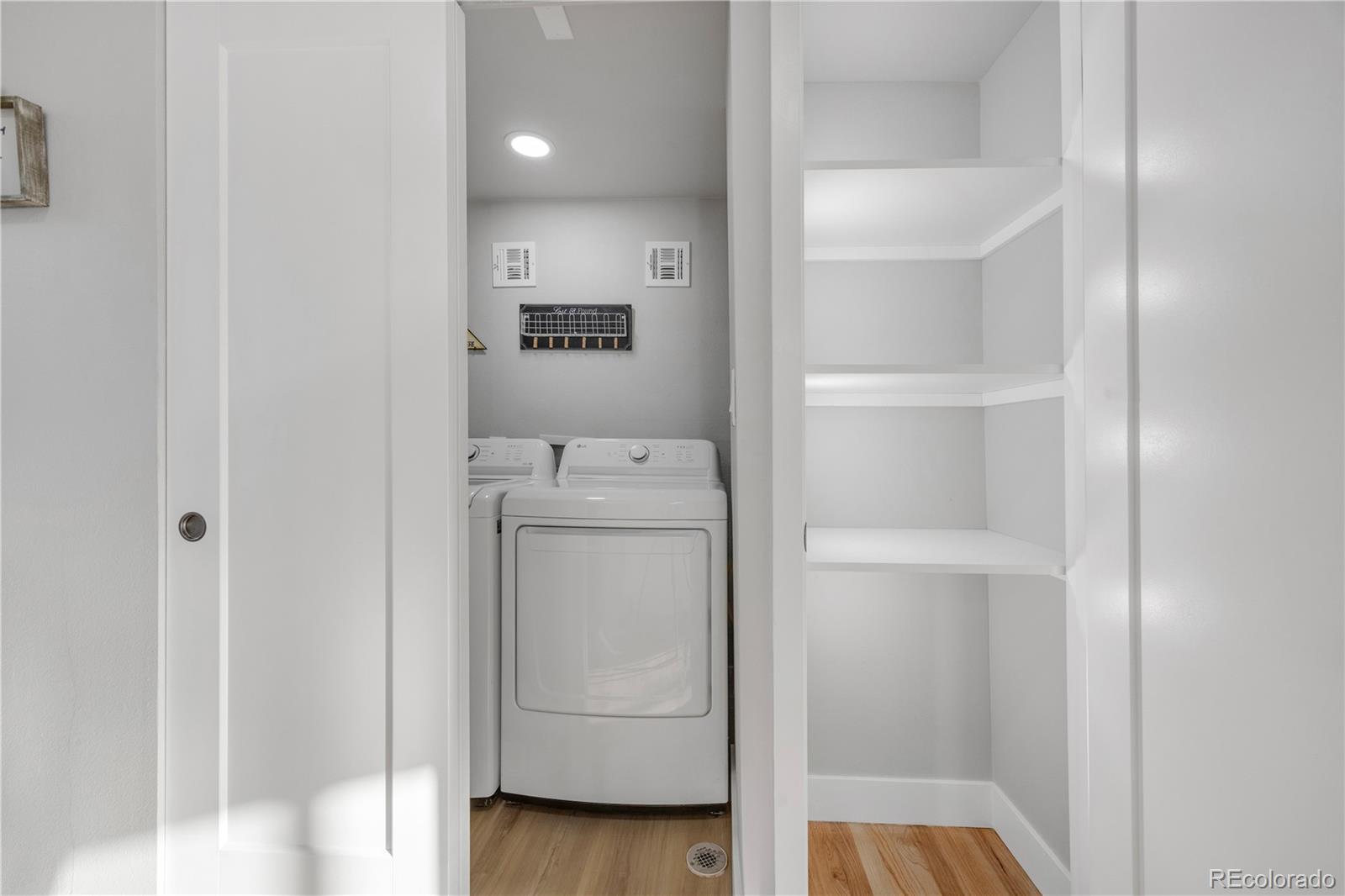 MLS Image #10 for 709 s wolcott court,denver, Colorado
