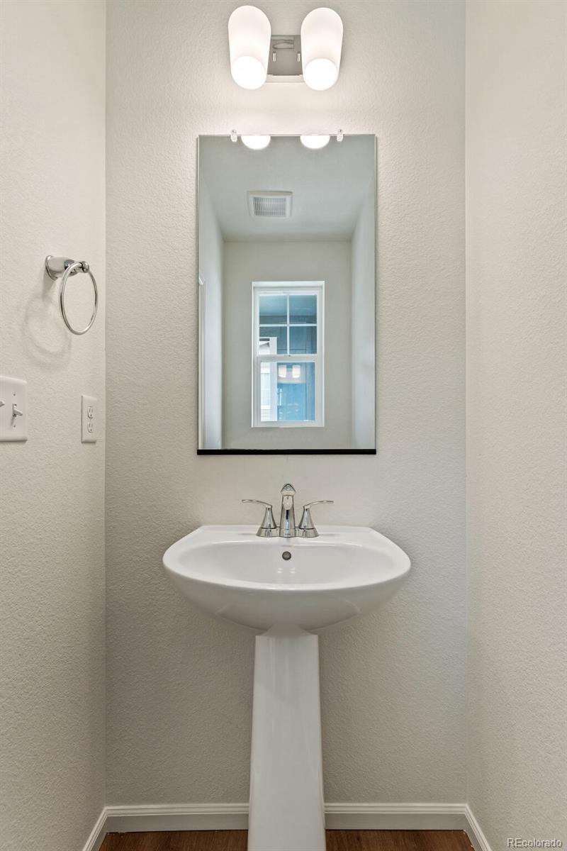 MLS Image #15 for 28636 e 6th place,watkins, Colorado