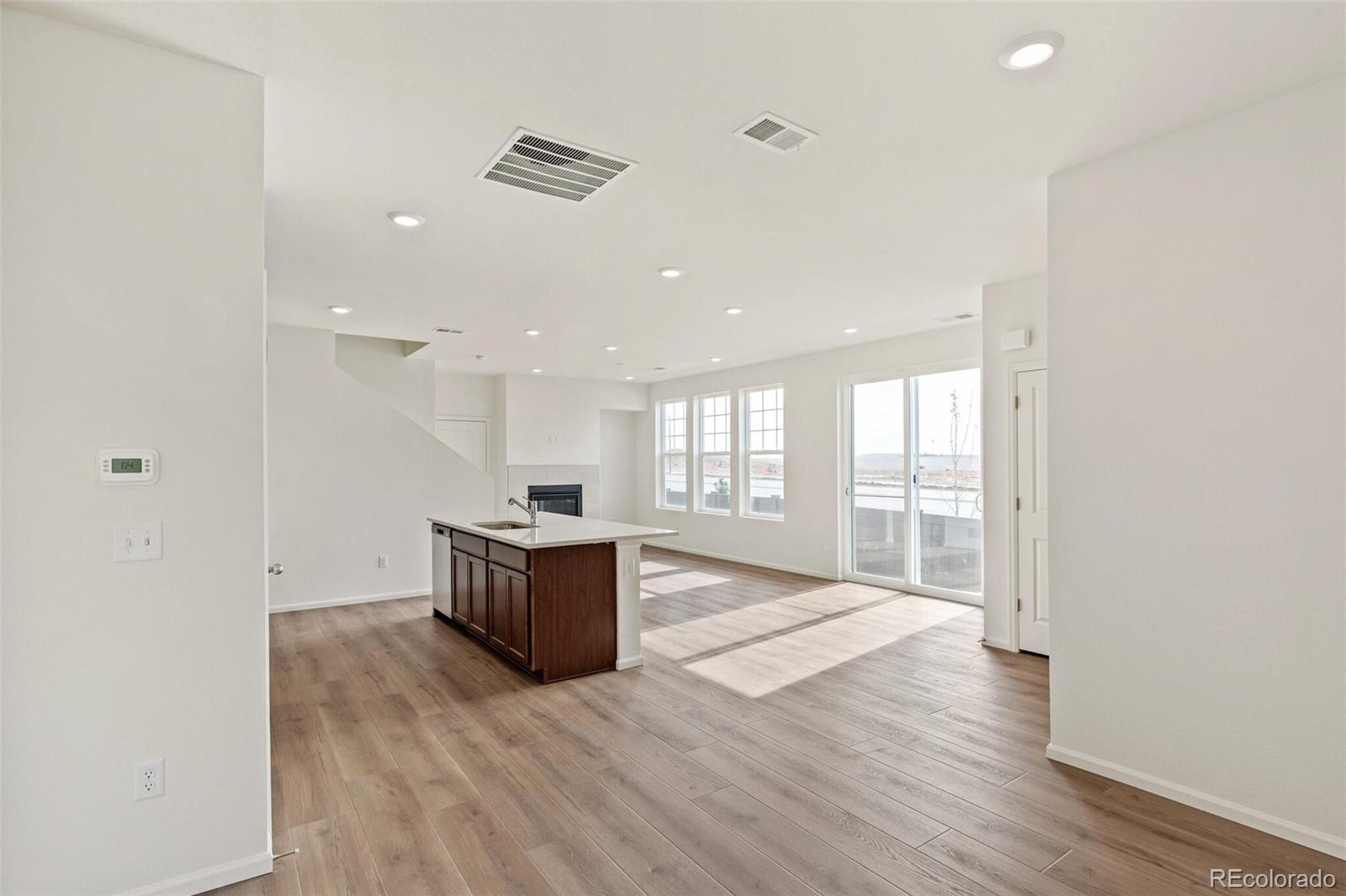 MLS Image #5 for 28636 e 6th place,watkins, Colorado