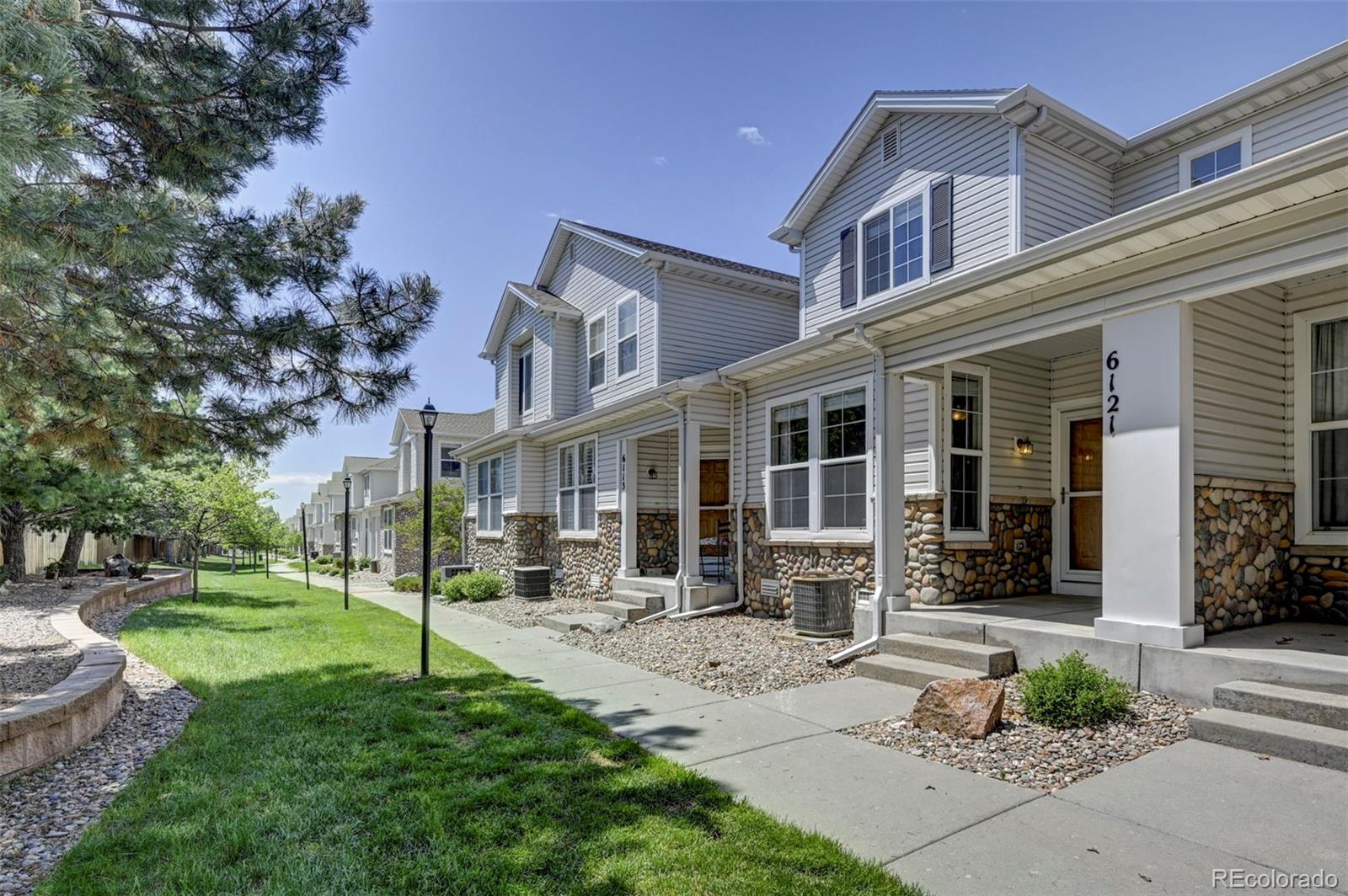 MLS Image #4 for 6121  ensemble heights,colorado springs, Colorado