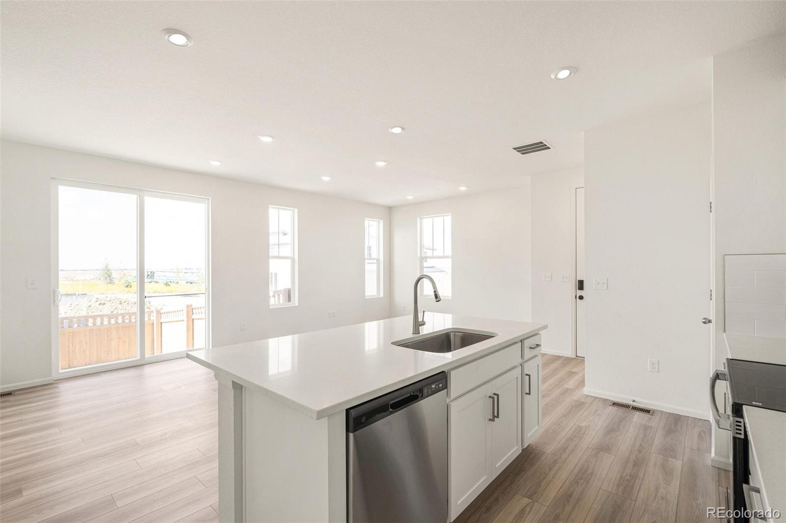 MLS Image #16 for 5233 n elk street,aurora, Colorado