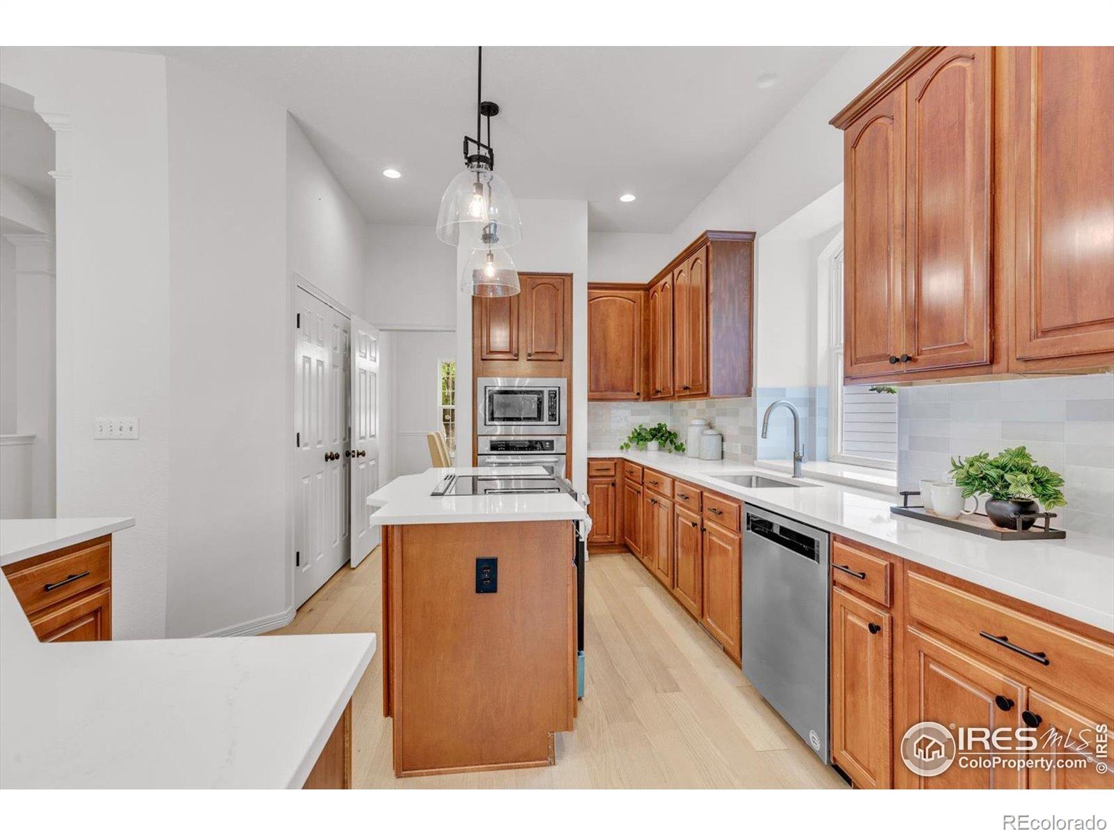 MLS Image #10 for 2563  otter court,lafayette, Colorado