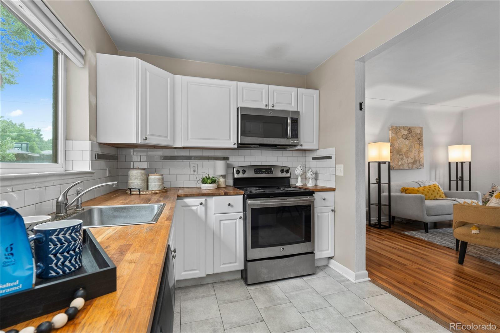 MLS Image #11 for 1540  filbert court,denver, Colorado