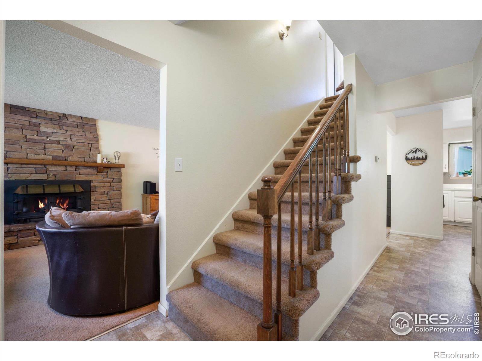 MLS Image #5 for 907  rocky mountain way,fort collins, Colorado