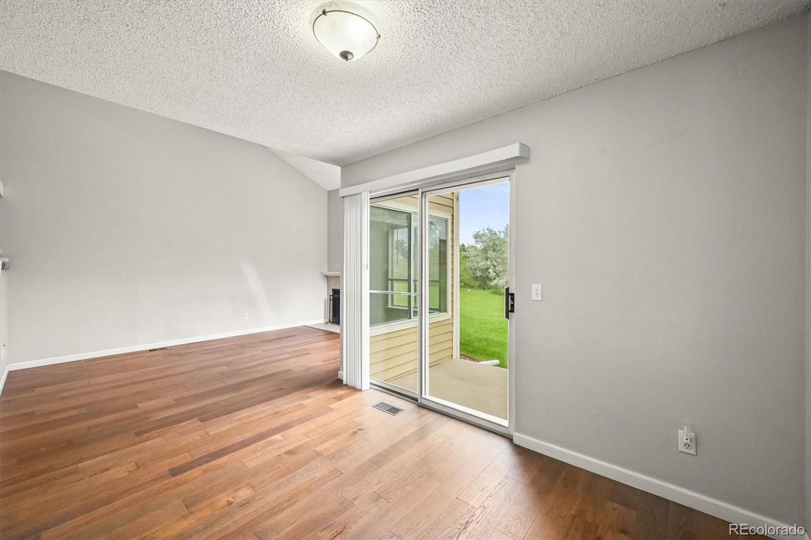MLS Image #8 for 10349 w fair avenue,littleton, Colorado