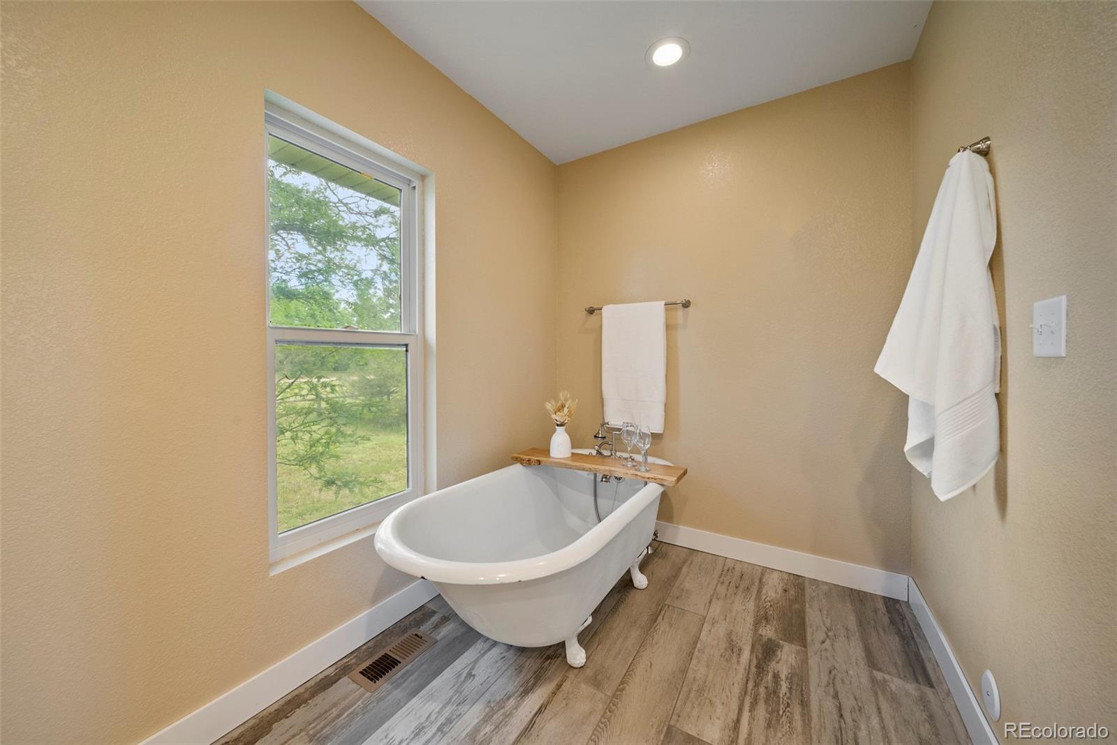 MLS Image #25 for 35055  highway 63 ,akron, Colorado