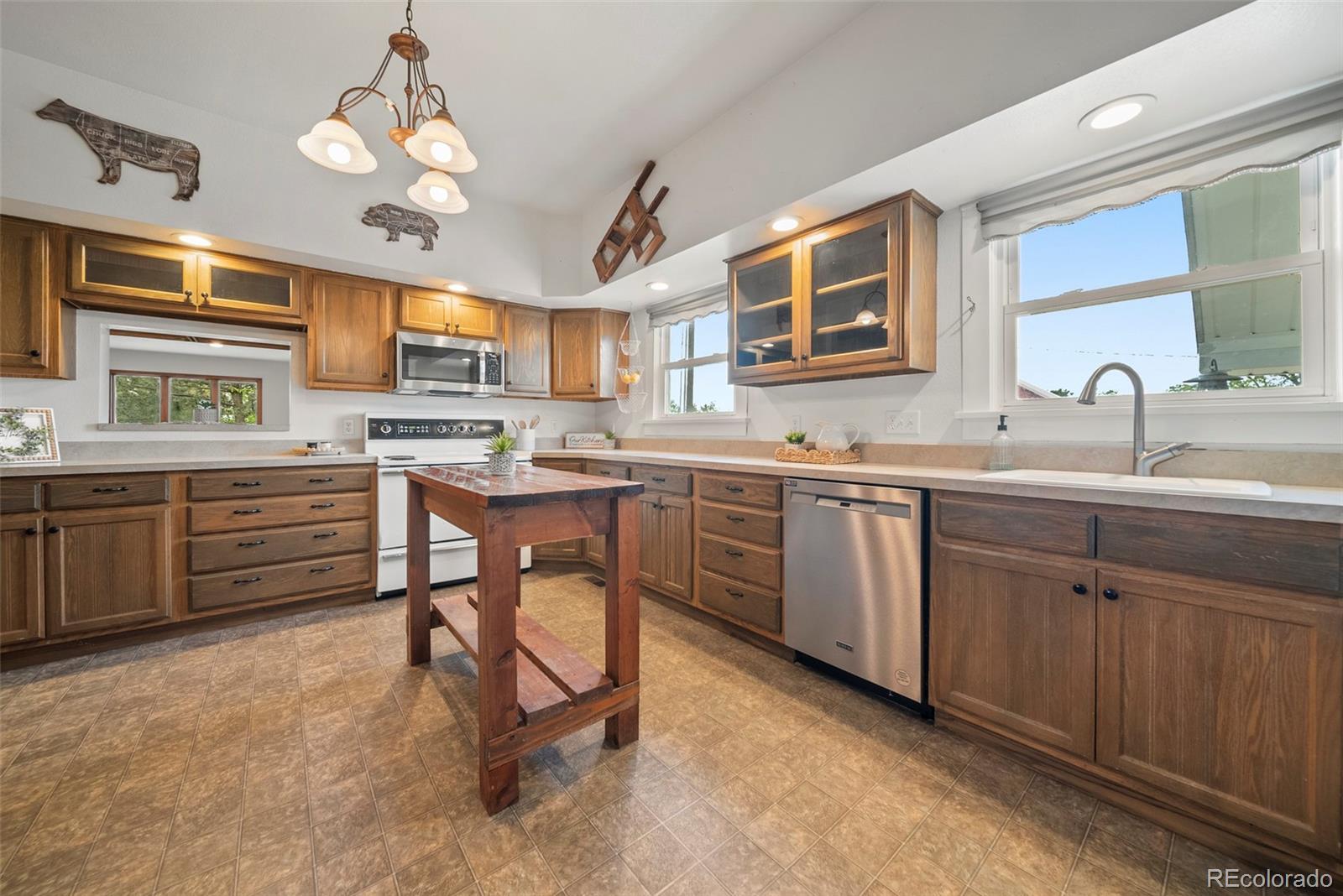 MLS Image #5 for 35055  highway 63 ,akron, Colorado