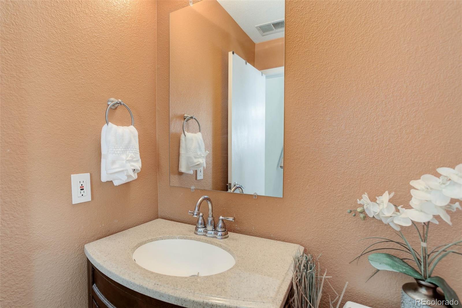 MLS Image #14 for 5546 s quemoy circle,aurora, Colorado
