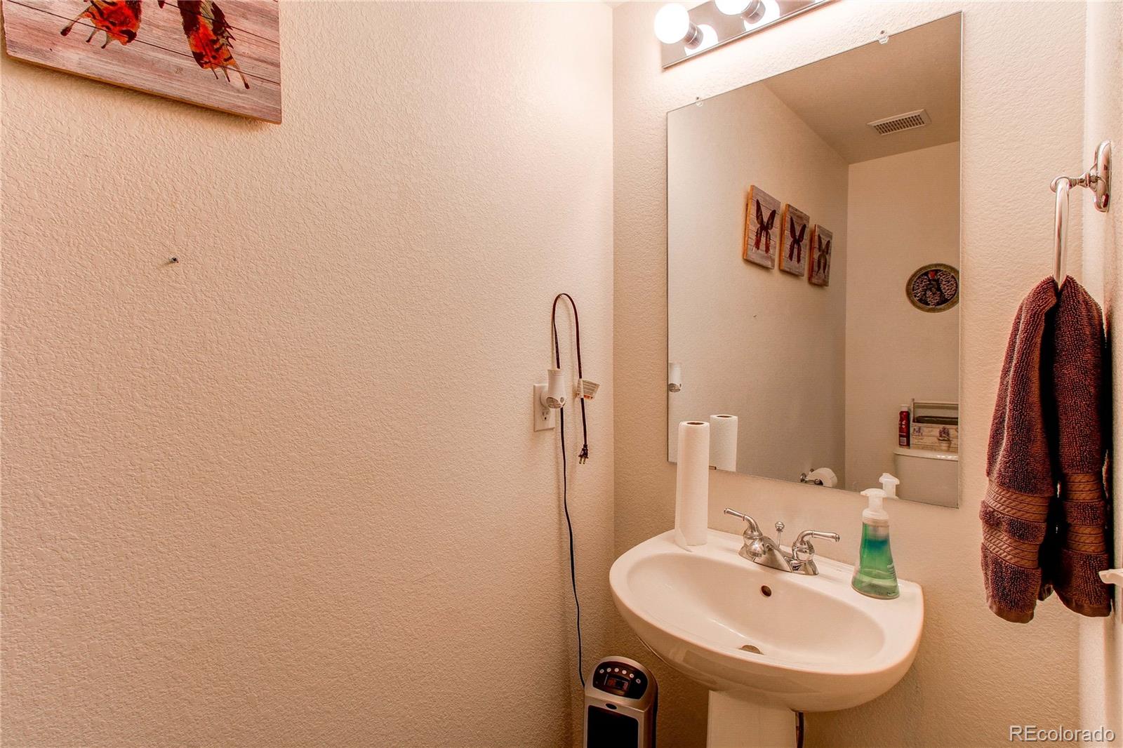 MLS Image #20 for 5400  perth street,denver, Colorado