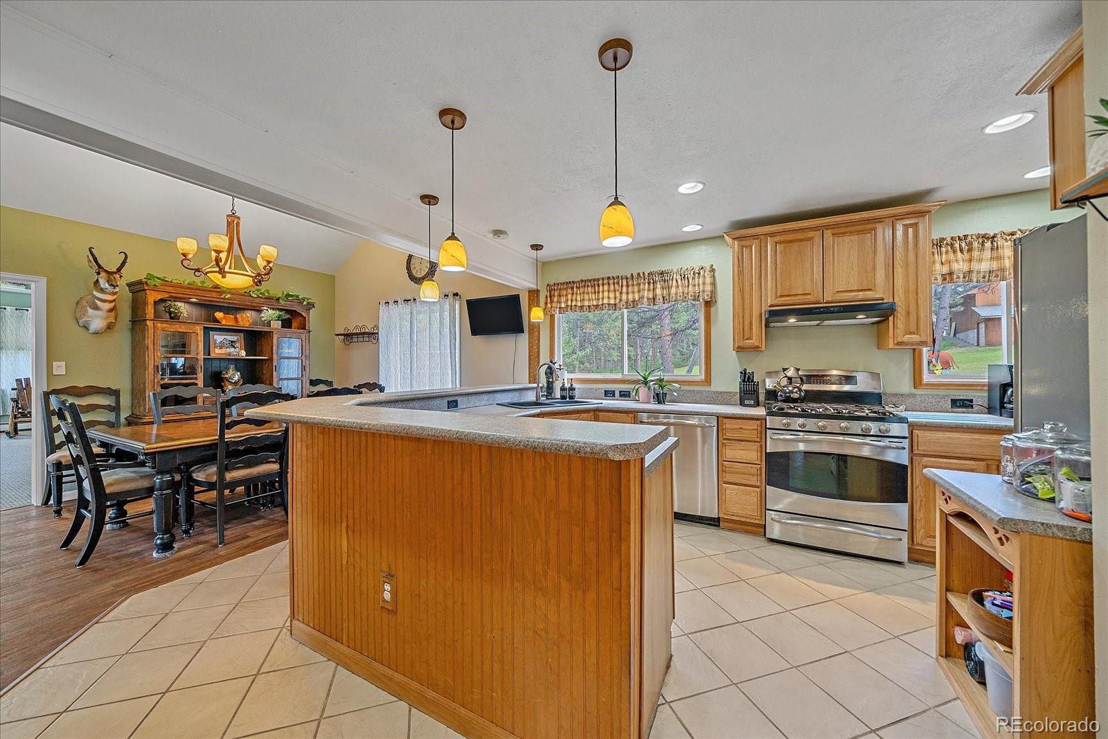 MLS Image #26 for 4724  hopi road,indian hills, Colorado