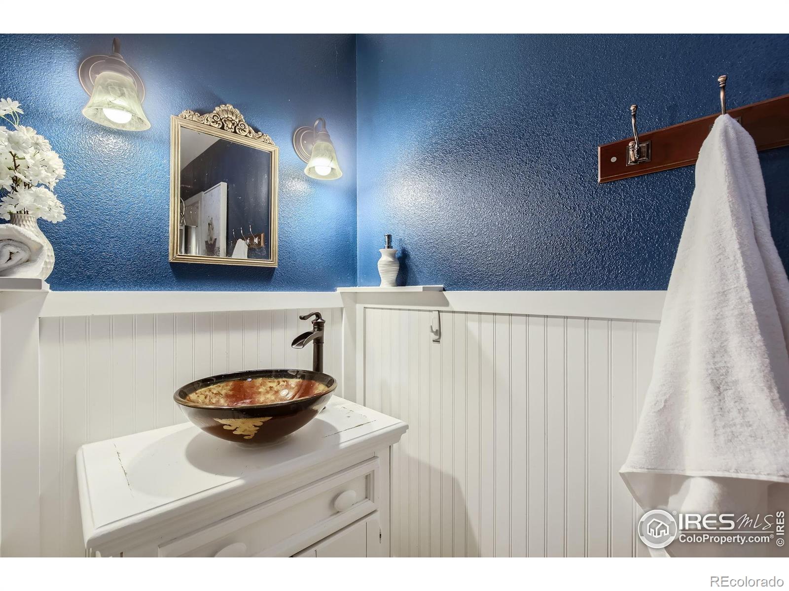 MLS Image #14 for 1510  22nd avenue,longmont, Colorado