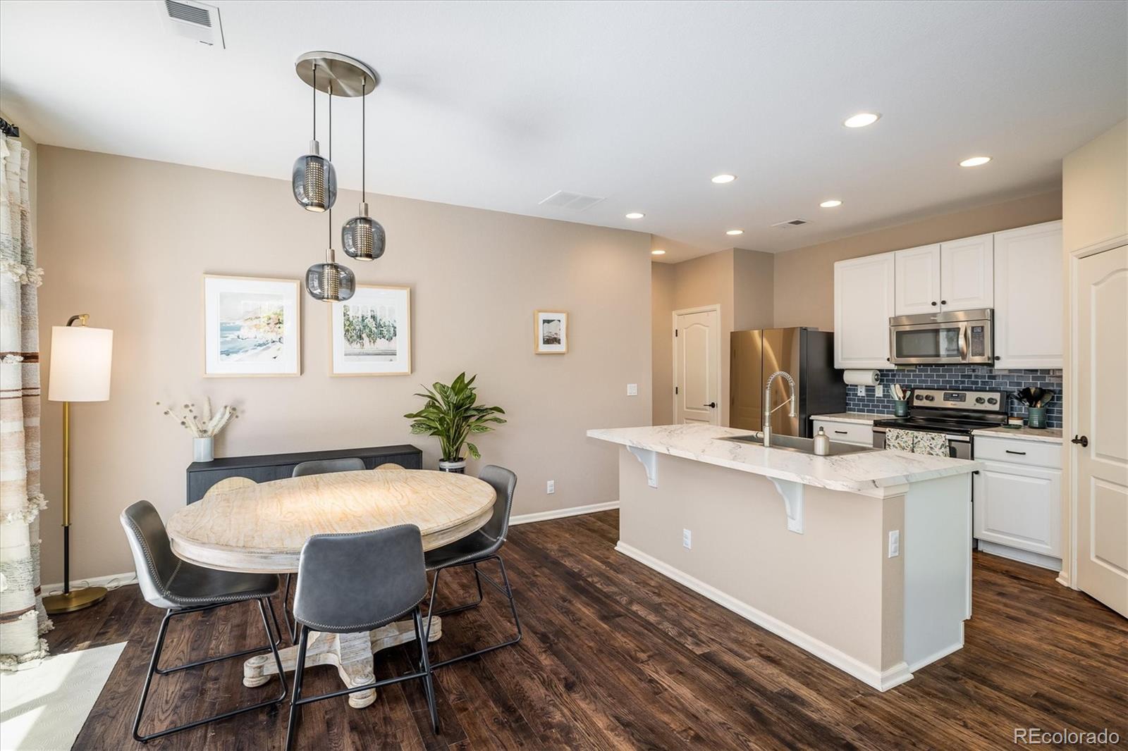 MLS Image #8 for 11033 e 28th place ,denver, Colorado