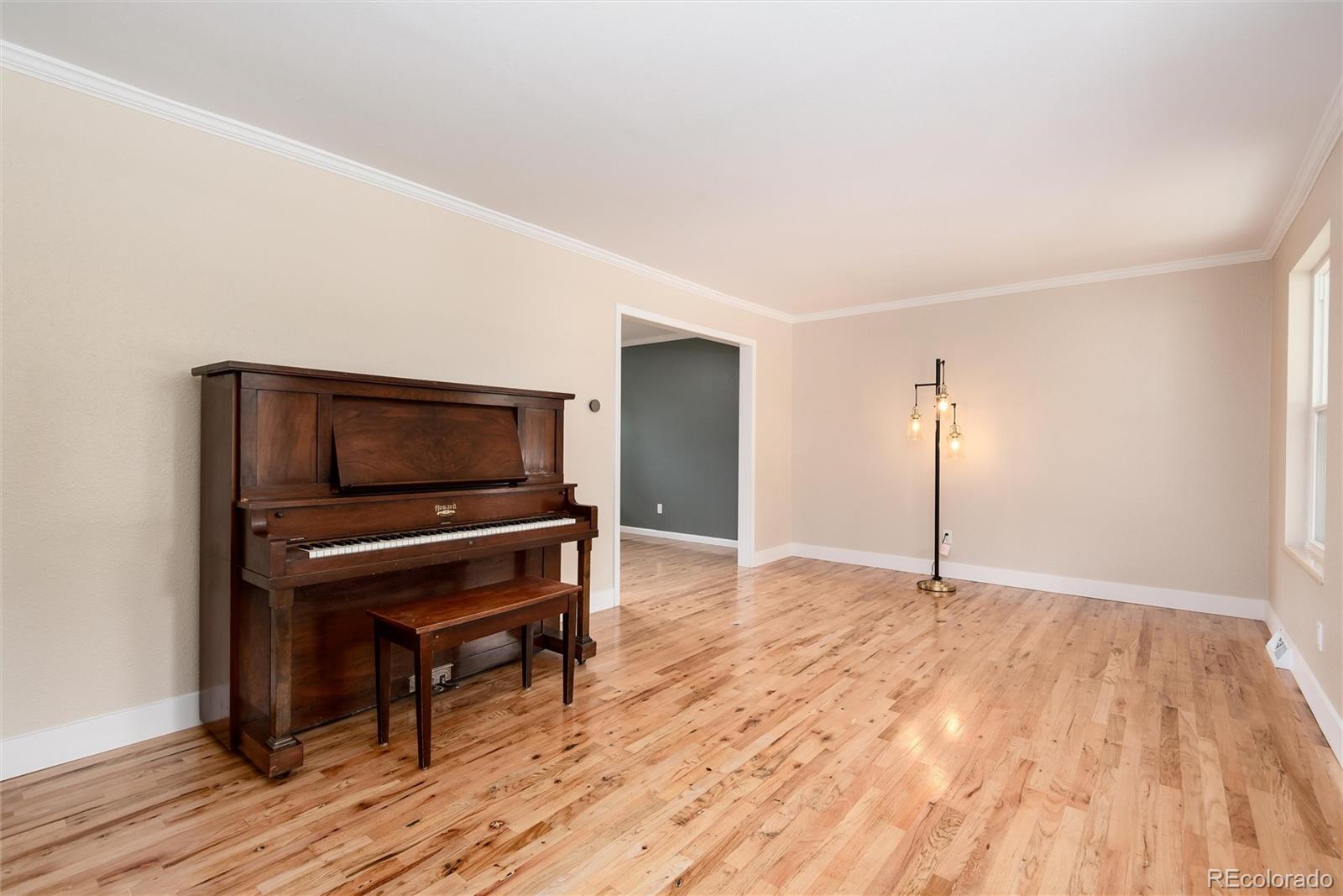 MLS Image #6 for 8666 e easter avenue,centennial, Colorado