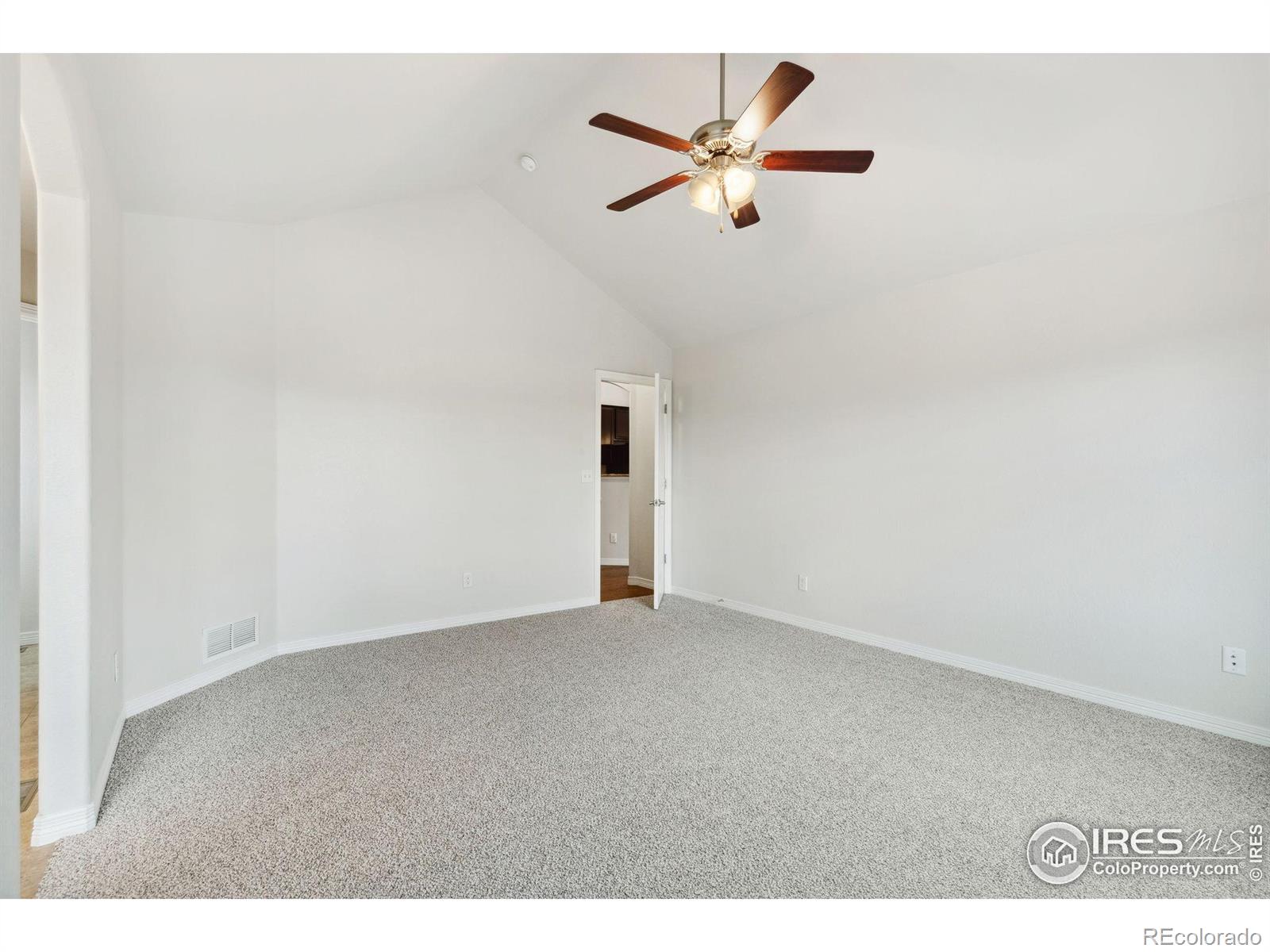 MLS Image #14 for 2767  stallion way,mead, Colorado