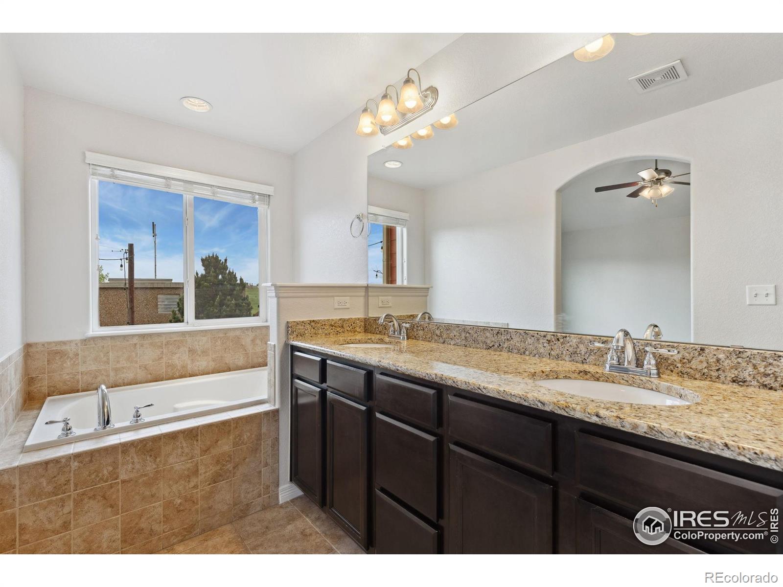 MLS Image #15 for 2767  stallion way,mead, Colorado