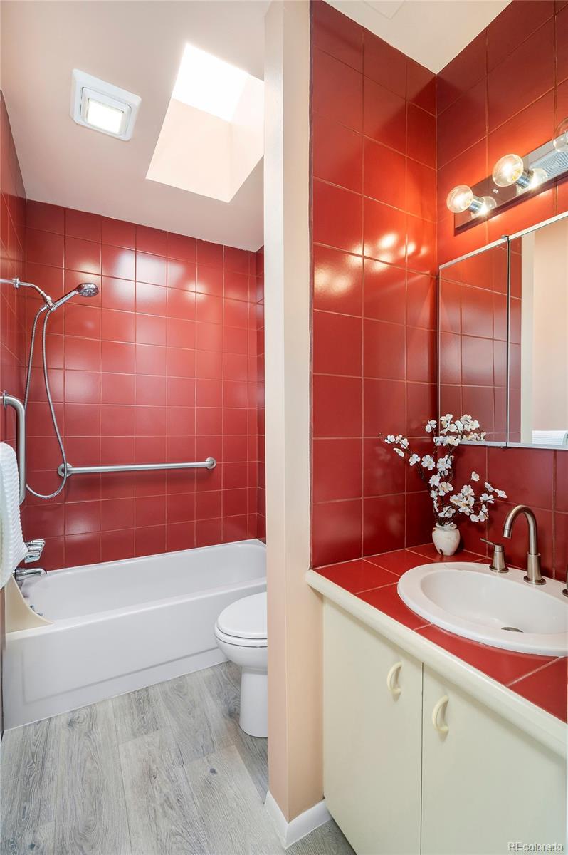 MLS Image #24 for 7121 e arkansas avenue,denver, Colorado