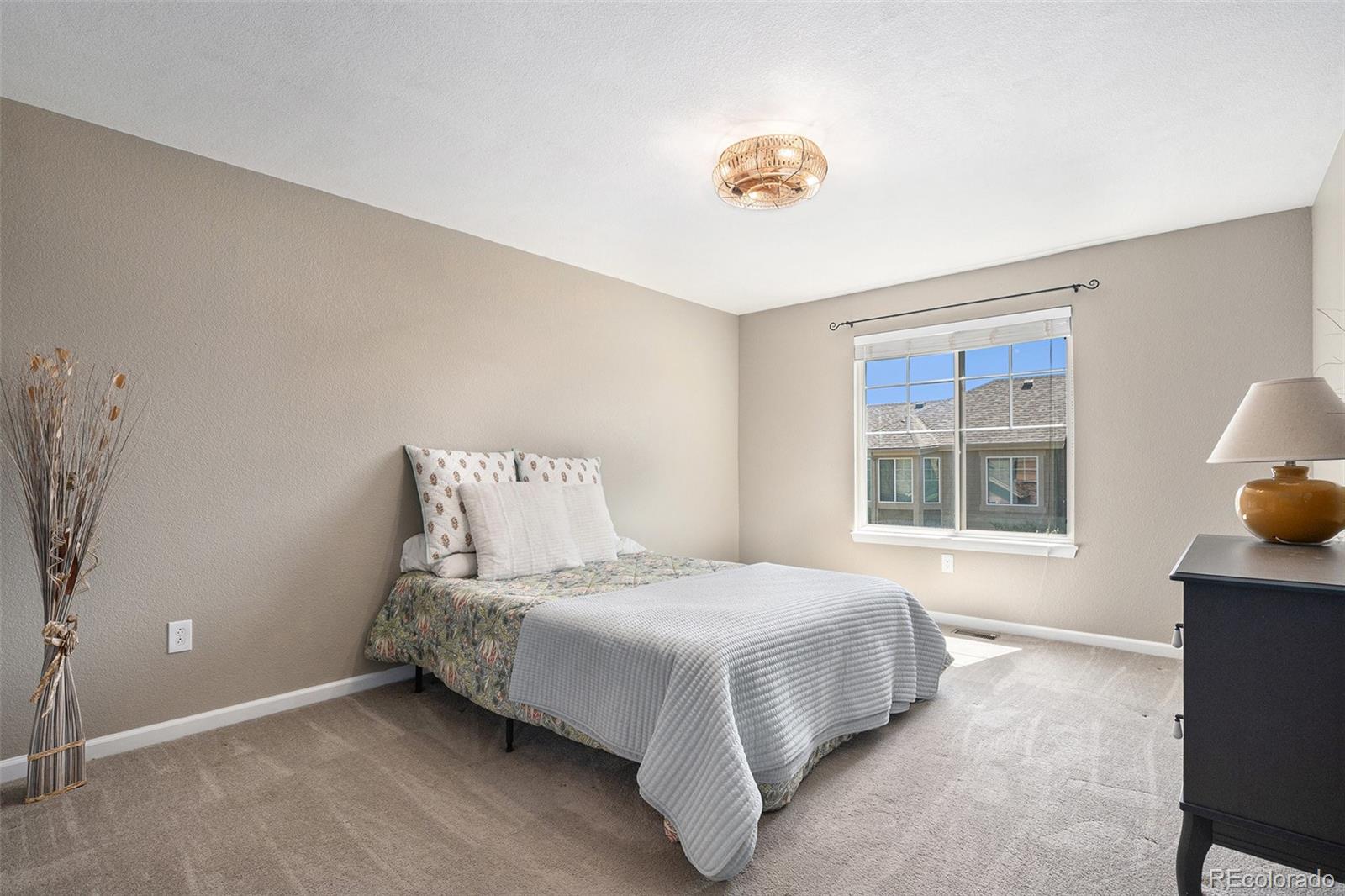 MLS Image #12 for 22002 e irish drive ,aurora, Colorado