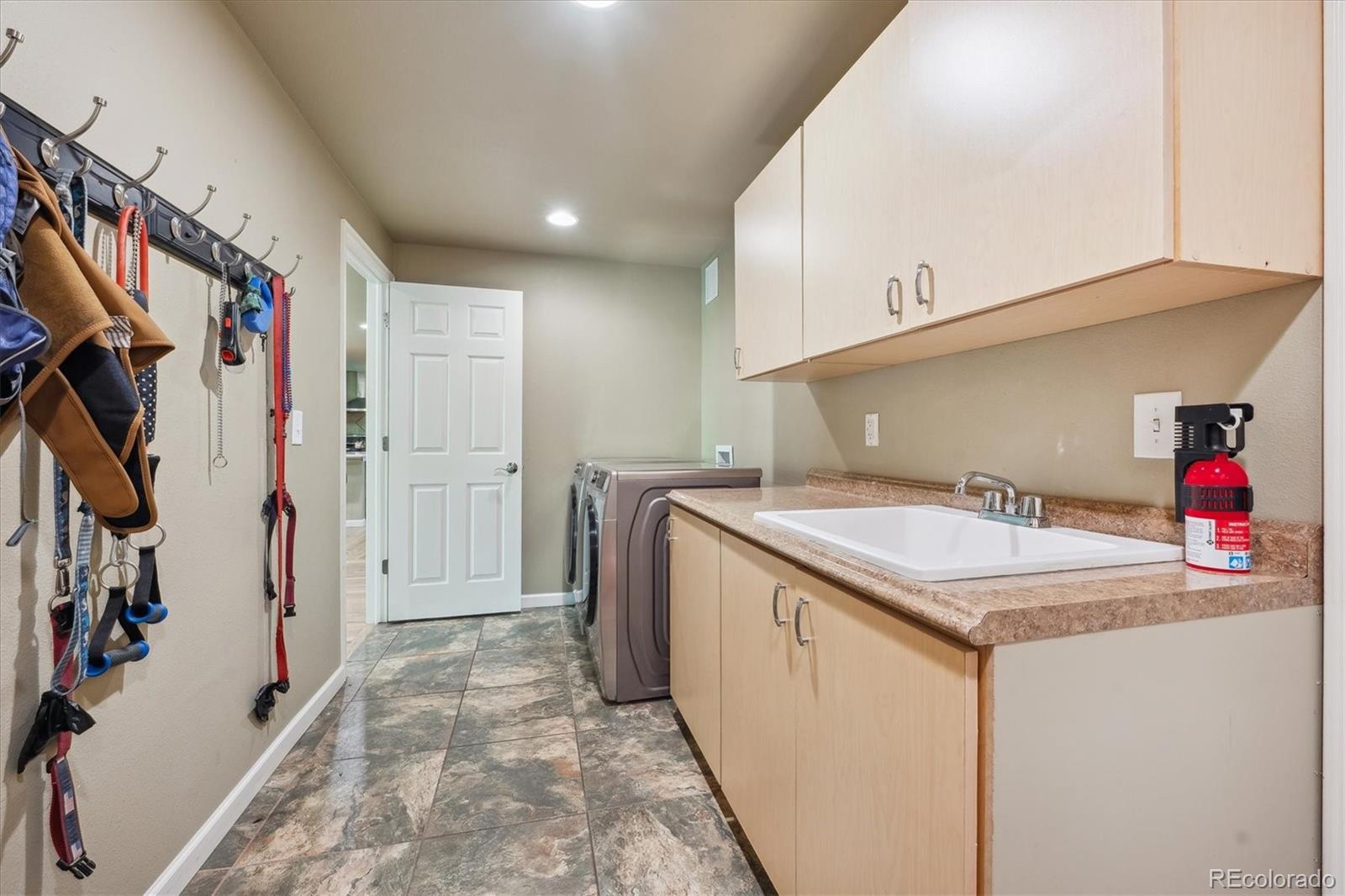 MLS Image #17 for 5755 s fulton way,greenwood village, Colorado