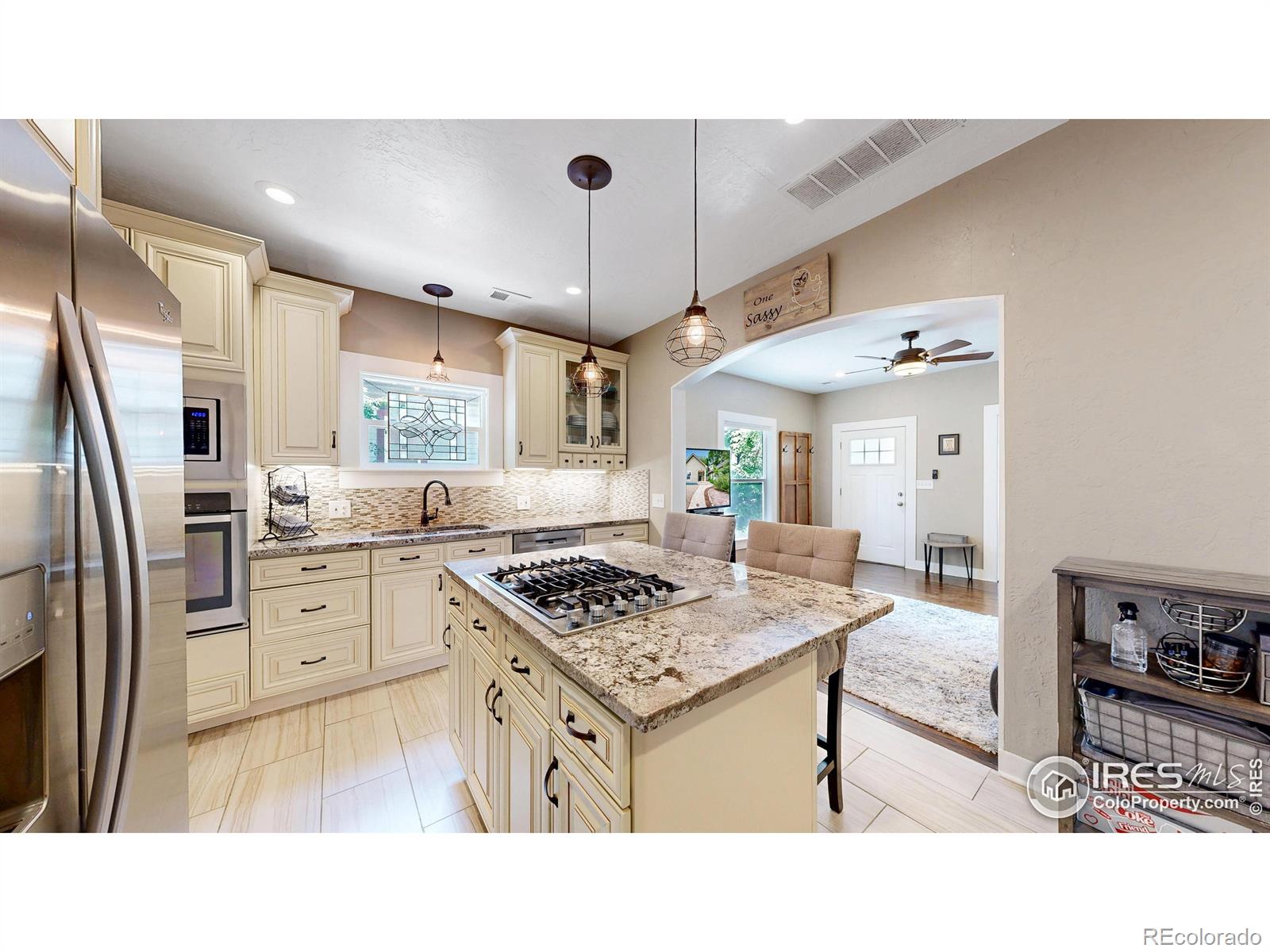 MLS Image #10 for 904 n jefferson avenue,loveland, Colorado