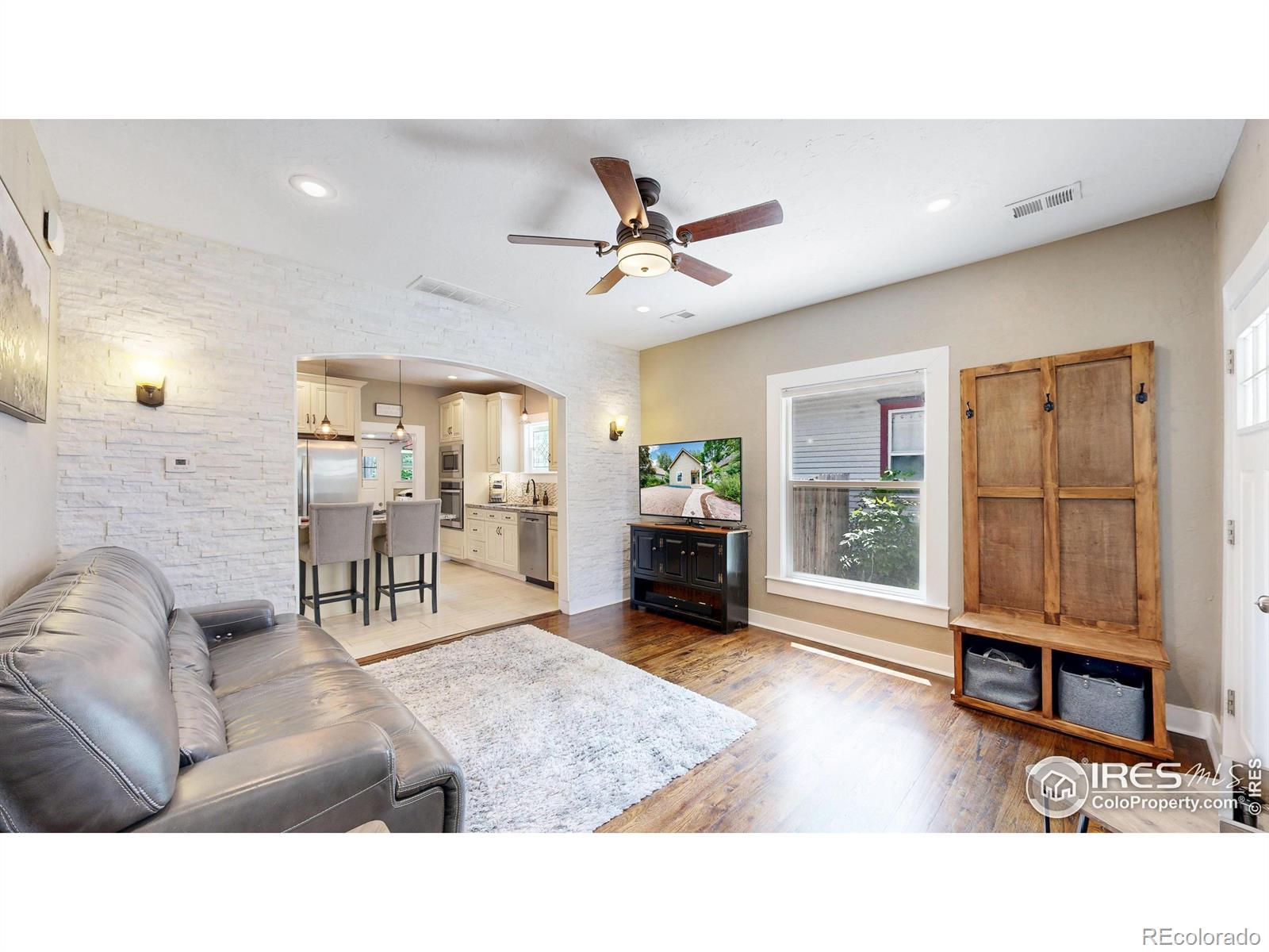 MLS Image #4 for 904 n jefferson avenue,loveland, Colorado