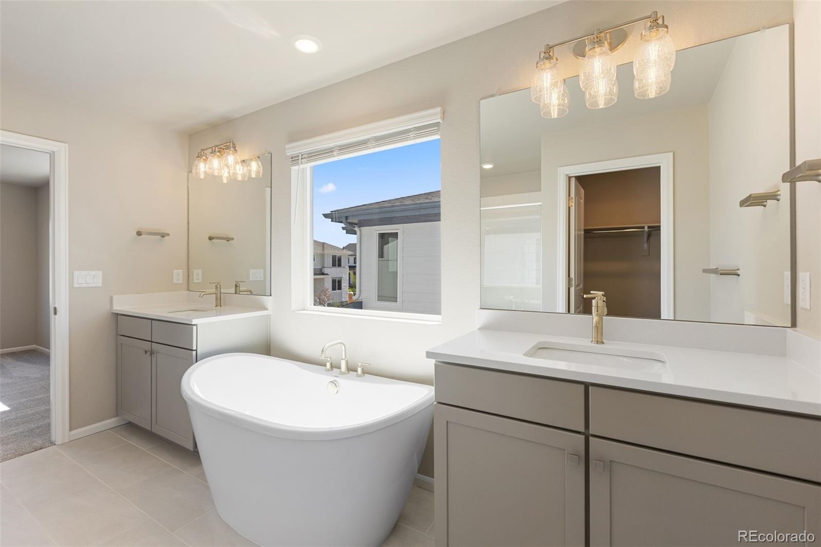 MLS Image #8 for 21011 e 63rd drive,aurora, Colorado