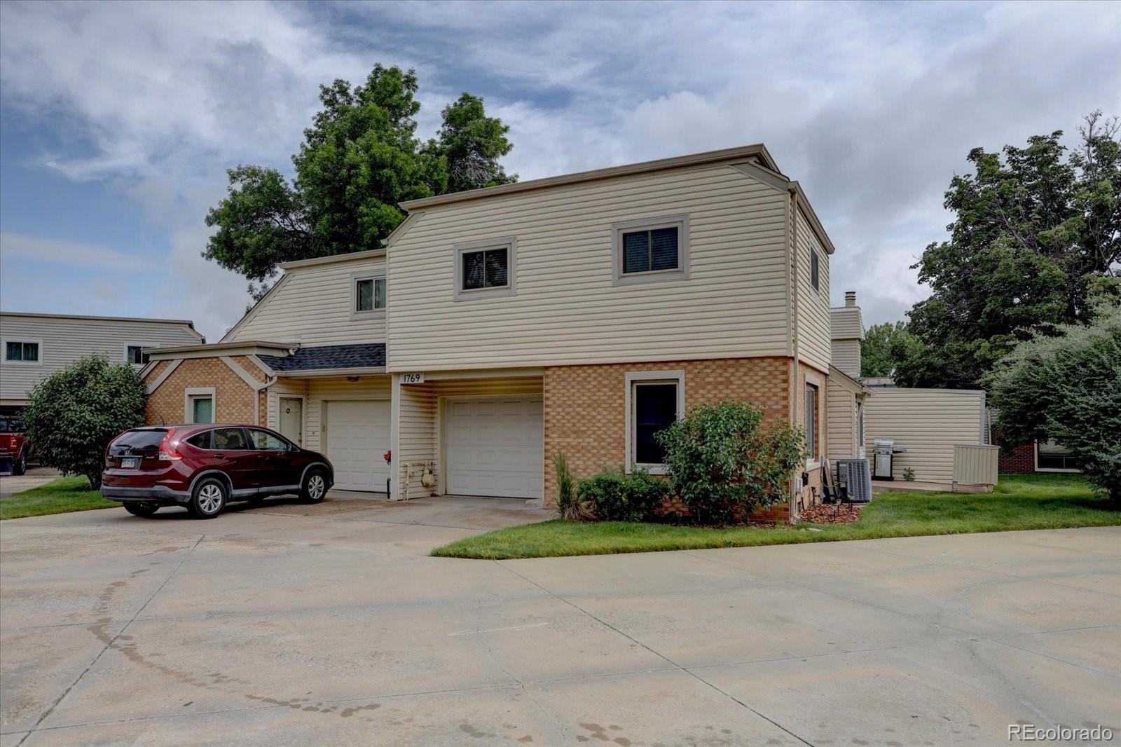 MLS Image #0 for 1769 s lee street,lakewood, Colorado