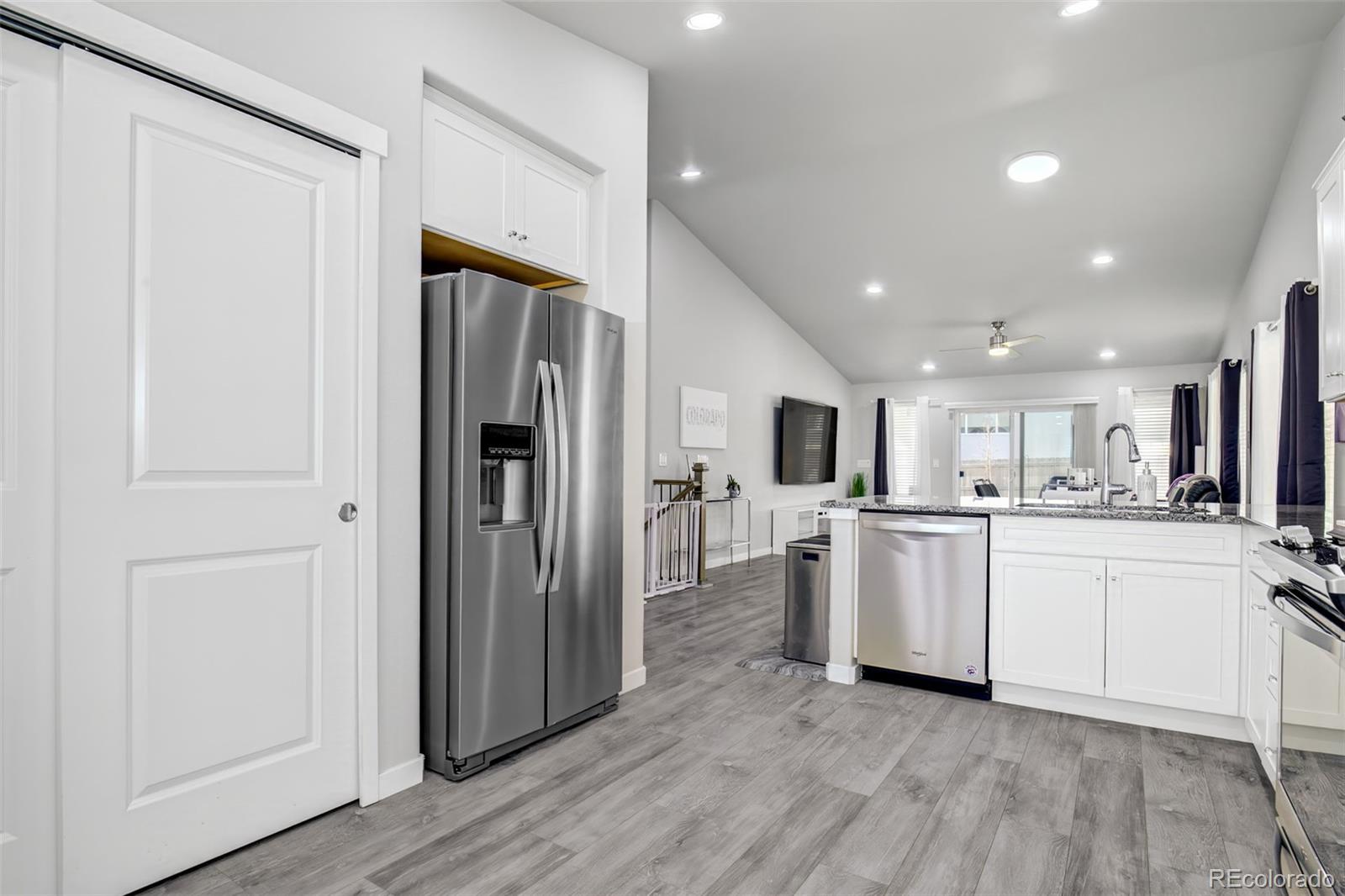 MLS Image #11 for 2742  show hunter way,colorado springs, Colorado