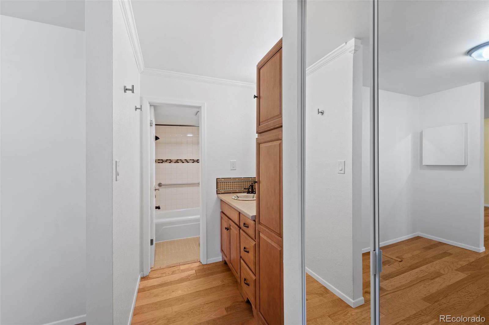 MLS Image #15 for 777  saturn drive 409,colorado springs, Colorado
