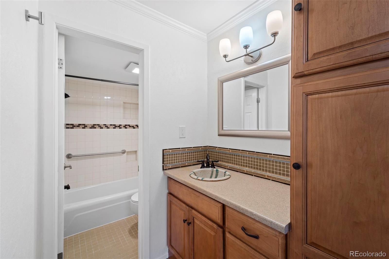 MLS Image #16 for 777  saturn drive 409,colorado springs, Colorado