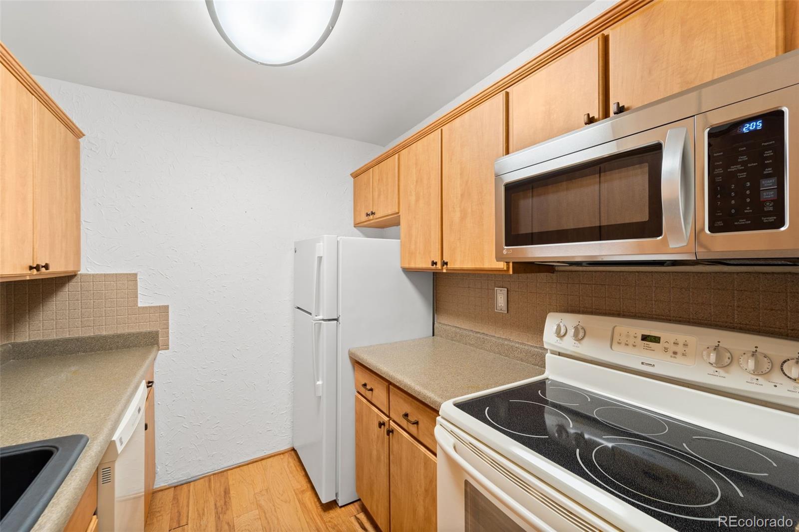 MLS Image #7 for 777  saturn drive 409,colorado springs, Colorado