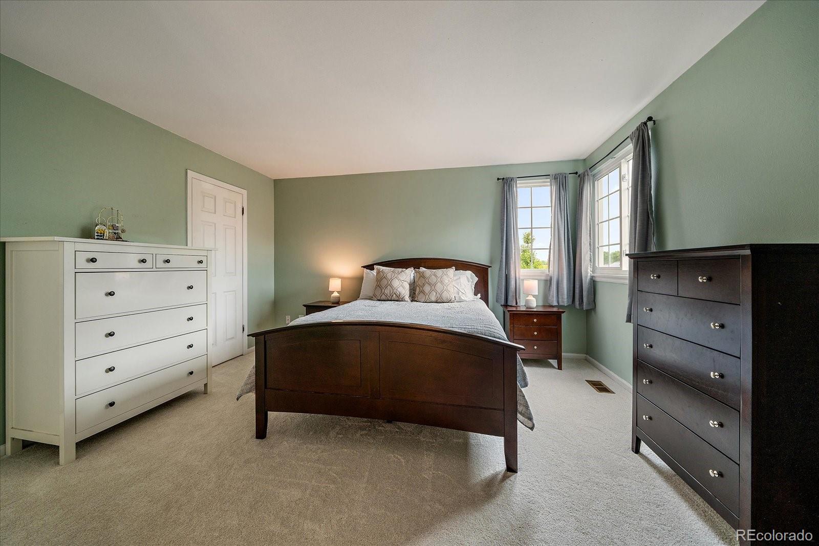 MLS Image #11 for 4720 s dudley street,littleton, Colorado